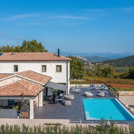 Holiday home Cypress Hill *